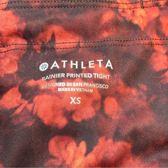 Athleta XS Rainier Printed Tight Leggings Frozen Floral Warm Red - Picture 6 of 8